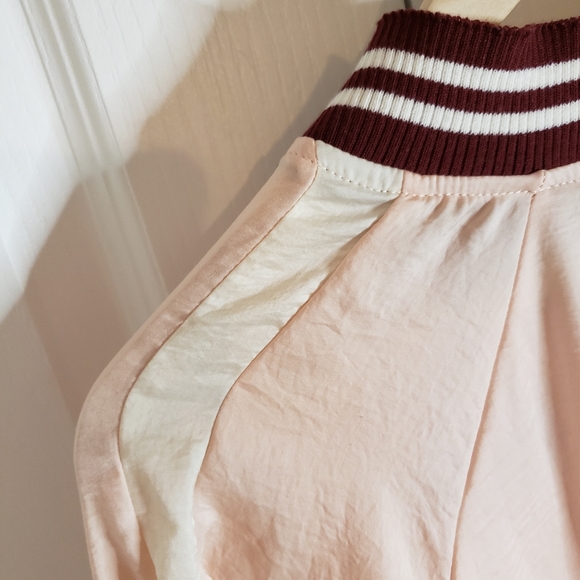 Silky zip up jacket - Picture 3 of 5